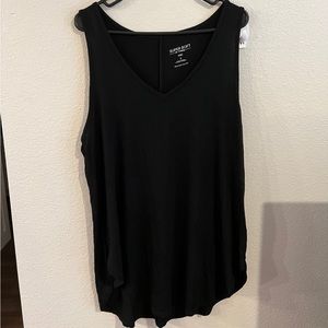 Torrid Tank Size 2